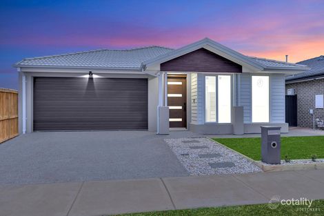 5 Sandringham St, Strathtulloh, VIC 3338