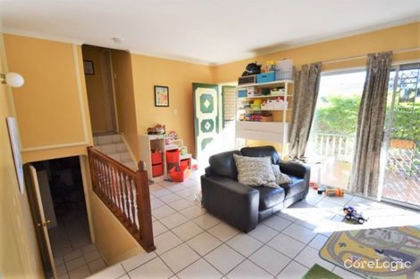 Property photo of 11 Hilary Street Wishart QLD 4122