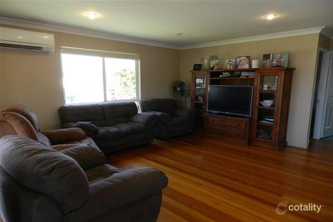 Property photo of 31 Poole Street Sarina Beach QLD 4737