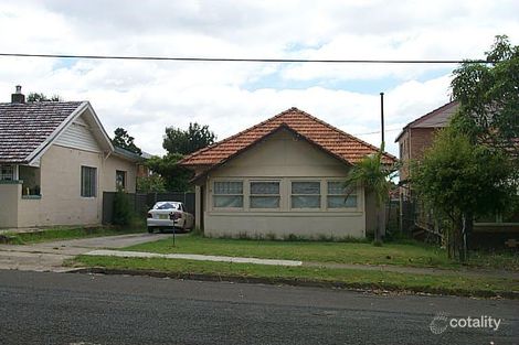 31 Seymour Pde, Belfield, NSW 2191