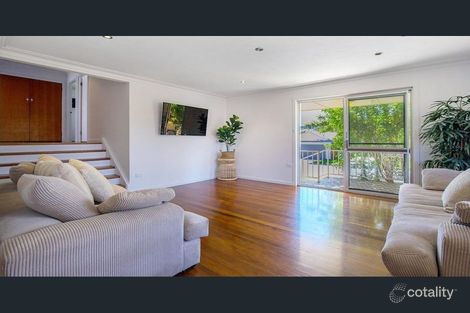 Property photo of 18 Scoter Avenue Paradise Point QLD 4216