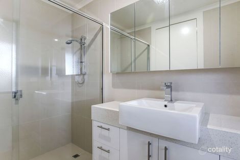 Property photo of 1 Bailey Crescent Oak Park VIC 3046