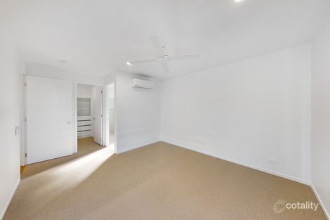 Property photo of 64 Lindeman Crescent Banya QLD 4551