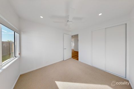 Property photo of 64 Lindeman Crescent Banya QLD 4551