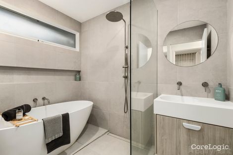 13 Burlock Ave, Ringwood North, VIC 3134