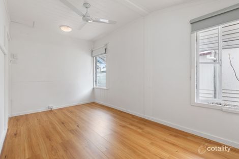 Property photo of 11 Argyle Street Red Hill QLD 4059