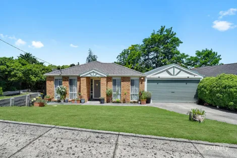 Property photo of 7 Balmoral Way Pakenham VIC 3810