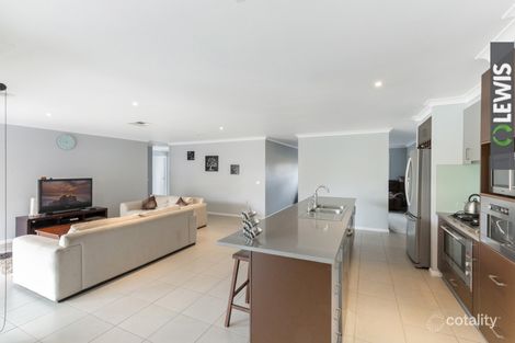 Property photo of 35 Desert Gum Way Brookfield VIC 3338