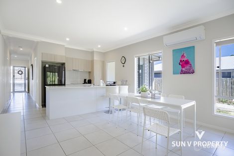 Property photo of 29 Appian Way Loganlea QLD 4131
