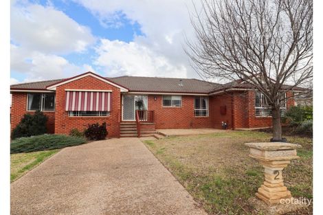 2 Delvin Pl, Kooringal, NSW 2650