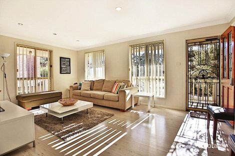 Property photo of 15 Ringbalin Crescent Bomaderry NSW 2541