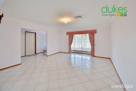 Property photo of 14 Muscat Place Orchard Hills NSW 2748