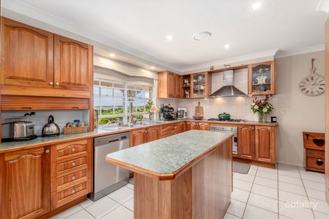 Property photo of 40 Maple Crescent Blayney NSW 2799