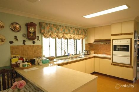 Property photo of 14 Sunray Drive Highfields QLD 4352