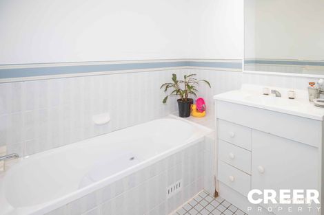 Property photo of 1/2 Herd Street Mount Hutton NSW 2290