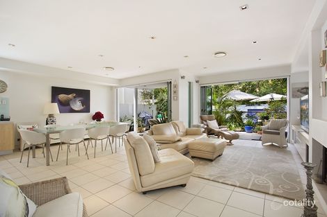 Property photo of 12 Alfred Street Mermaid Beach QLD 4218