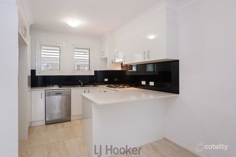 Property photo of 4/49 Lurnea Crescent Valentine NSW 2280