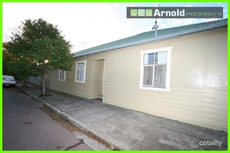 2/83 Young St, Carrington, NSW 2294