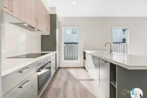 Property photo of 2 Watson Street Oak Flats NSW 2529