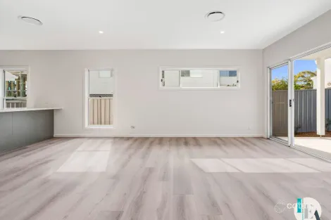 Property photo of 2 Watson Street Oak Flats NSW 2529