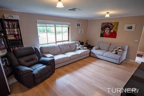 Property photo of 2 Mistral Court Hallett Cove SA 5158