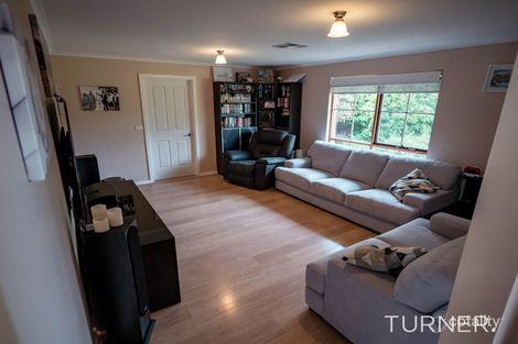 Property photo of 2 Mistral Court Hallett Cove SA 5158