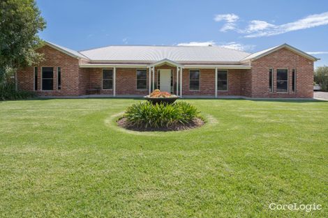 Property photo of 6 Hocking Drive Swan Hill VIC 3585