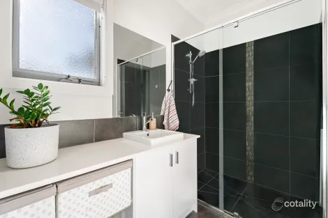 Property photo of 3/30 Suspension Street Ardeer VIC 3022