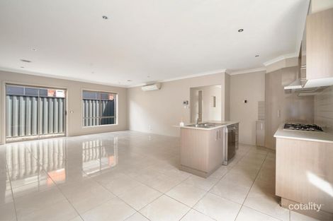Property photo of 12 Gunther Way Wollert VIC 3750
