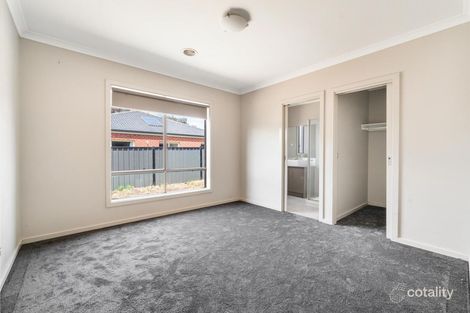 Property photo of 12 Gunther Way Wollert VIC 3750