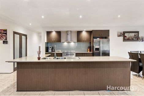 Property photo of 28 Bloomfield Drive South Morang VIC 3752