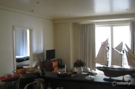 Property photo of 307/400 St Kilda Road Melbourne VIC 3004