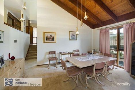 Property photo of 2 Charles Court Warranwood VIC 3134