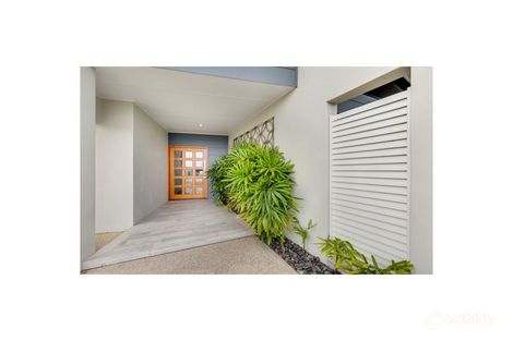 Property photo of 5 Eleanor Drive Beaconsfield QLD 4740