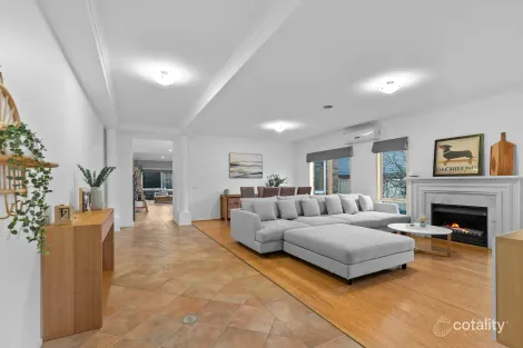 Property photo of 9 Rogan Court Langwarrin VIC 3910