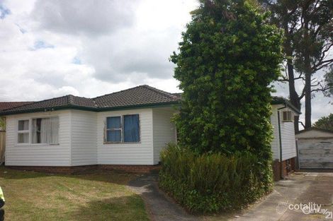 4 Lawford St, Fairfield West, NSW 2165