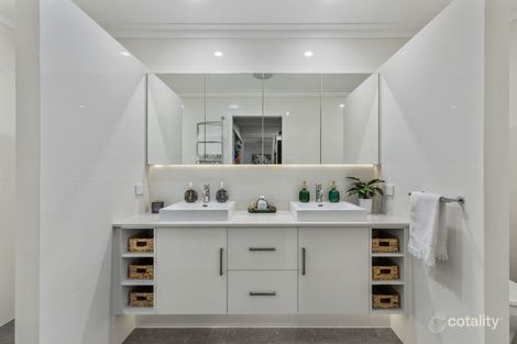 Property photo of 9 Maryvale Circuit Beaconsfield QLD 4740