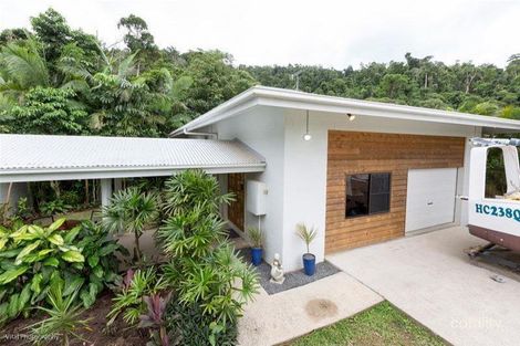 853 Mourilyan Harbour Rd, Mourilyan Harbour, QLD 4858