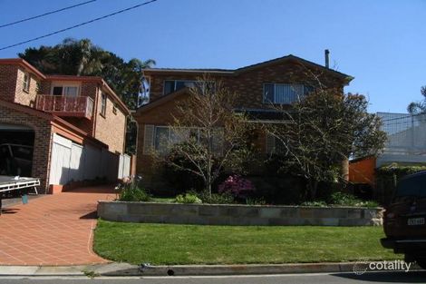 Property photo of 27 Benwerrin Avenue Carss Park NSW 2221