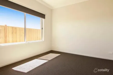 Property photo of 3 Celestial Way Mount Duneed VIC 3217