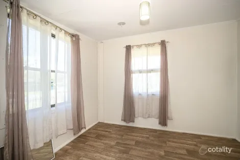 Property photo of 44 Ranald Avenue Ningi QLD 4511