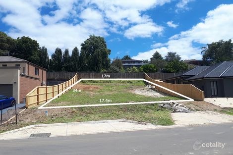 32 Thompson Cres, Chirnside Park, VIC 3116