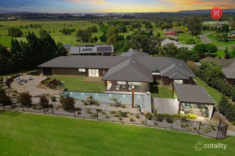 Property photo of 19 The Outlook Kirkham NSW 2570