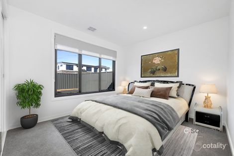 Property photo of 15 Seafarers Crescent Greenvale VIC 3059
