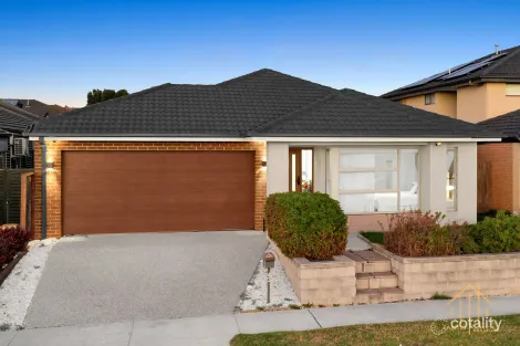 Property photo of 43 Bradman Drive Cranbourne West VIC 3977