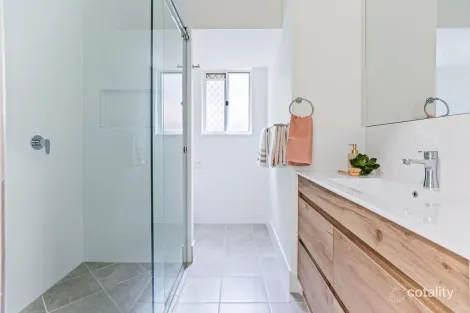 Property photo of 7 Oldbury Place Forest Lake QLD 4078