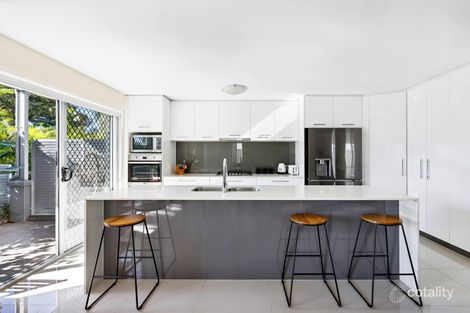 Property photo of 2/3 Hancox Place Robina QLD 4226