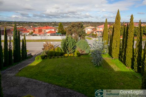 Property photo of 50 George Bass Avenue Endeavour Hills VIC 3802