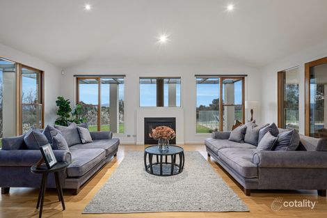 Property photo of 64 Gunbower Close East Albury NSW 2640