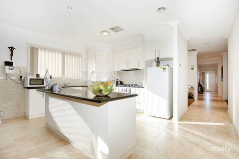 Property photo of 25 Kinglake Crescent Craigieburn VIC 3064